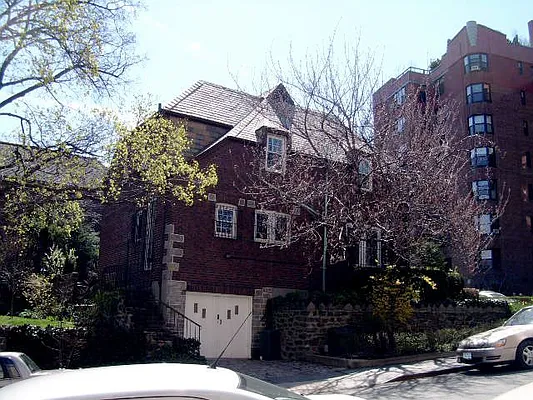 Rented by Sovereign Associates | media 58