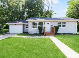 1533 Ridgewood Ave, Ames, IA 50010