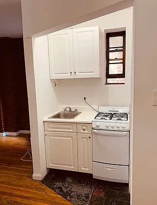 Rented by Voro NYC | media 11