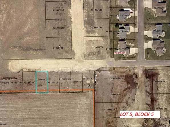 5 Sutterland Dr, Worthington, MN 56187