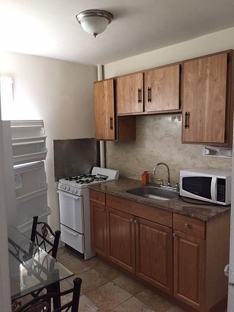 1st image of 24814 89th Ave #2