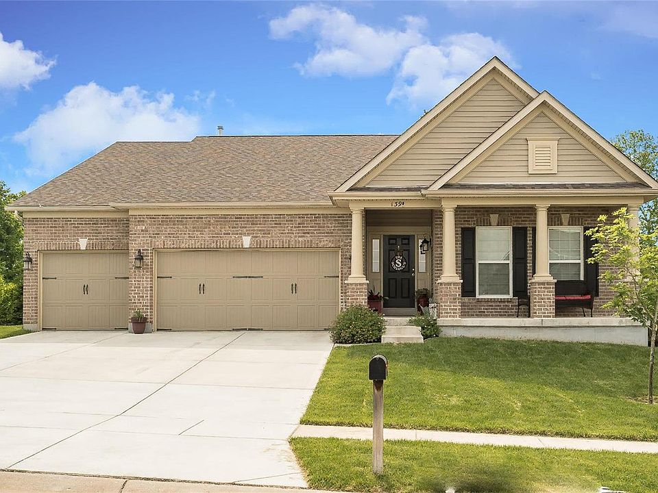 1st image of 139 Carlton Point Dr