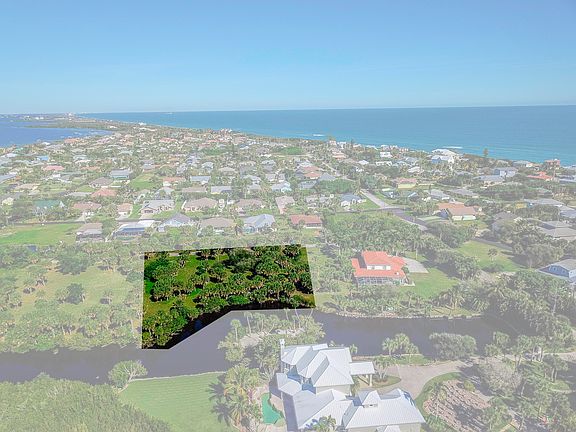 3rd image of 211 Crystal Bay Ln #1