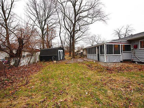 3rd image of 5414 Culver St