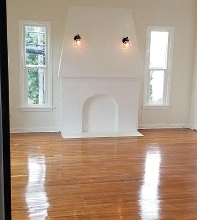 2nd image of 403 N Ogden Dr