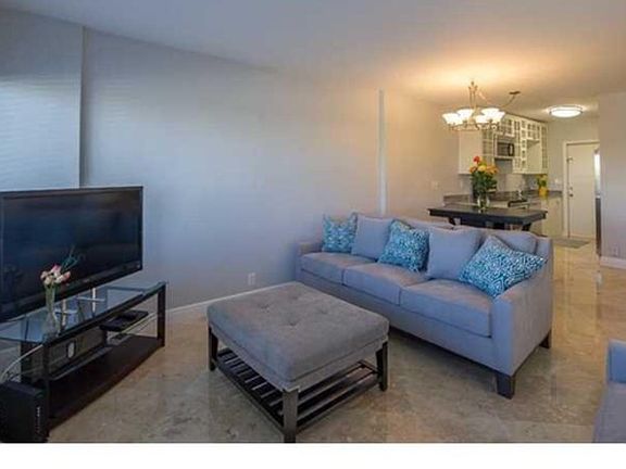 3rd image of 3250 NE 28th St APT 307