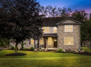 158 Hammond Rd, Mars, PA 16046