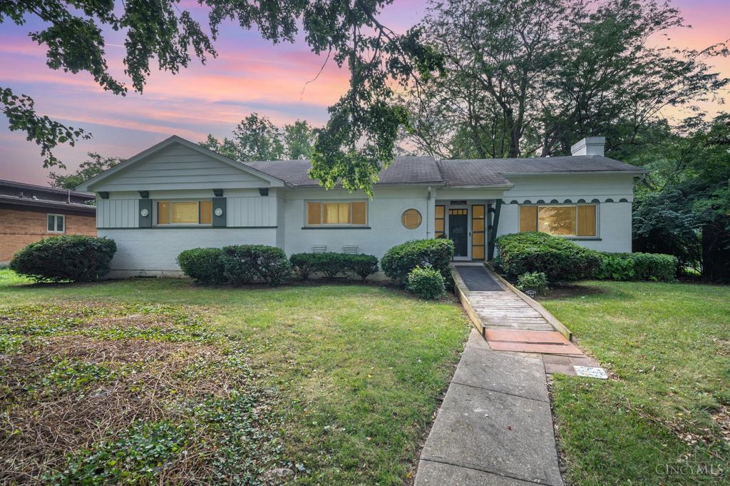 Real estate listing image