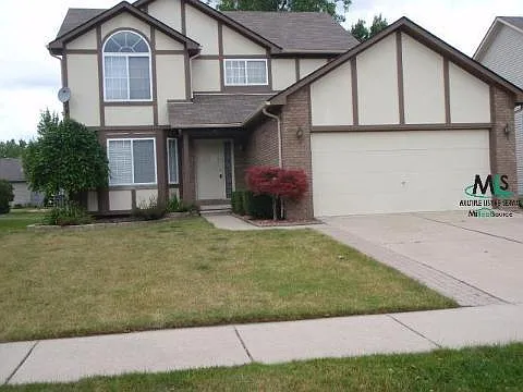 141 Woodslee Dr photo 1