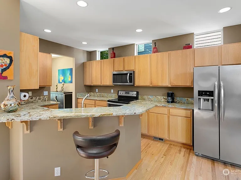 7310 Douglas Ave SE — Photo 8