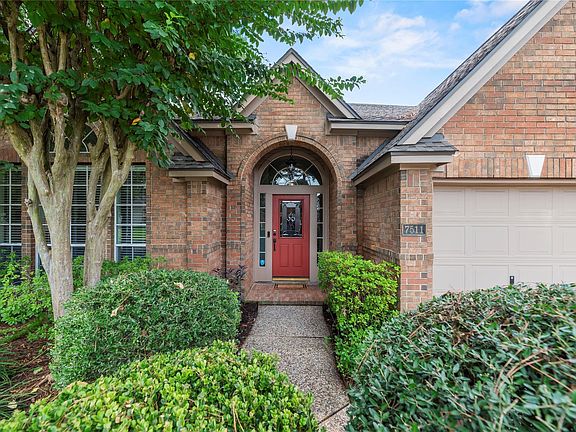 4th image of 7511 Almond Springs Dr