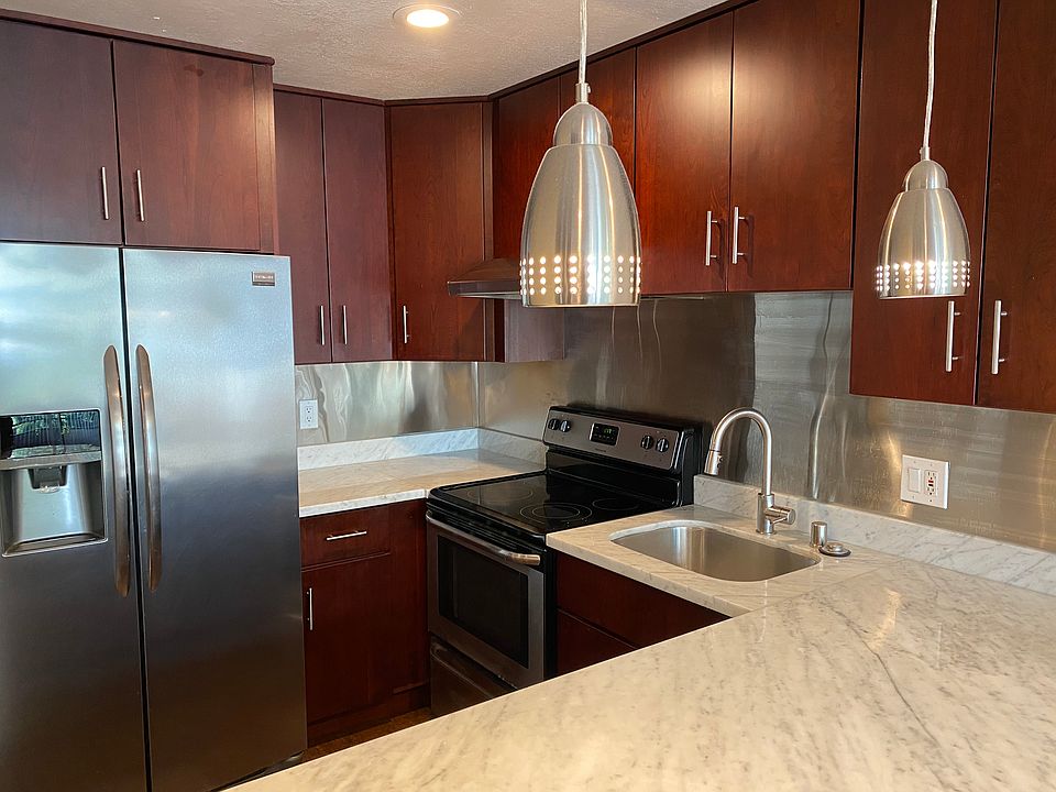 1st image of 500 El Camino Real APT 111