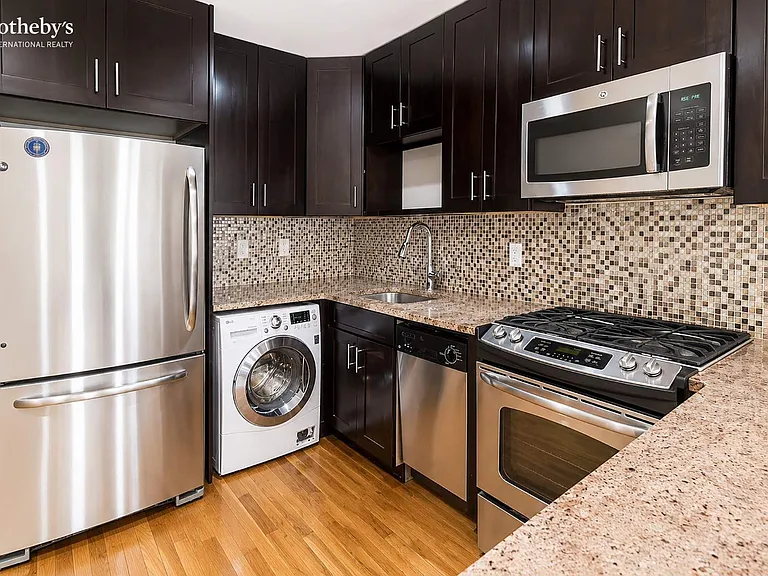 225 E 111th St #3B — Photo 3