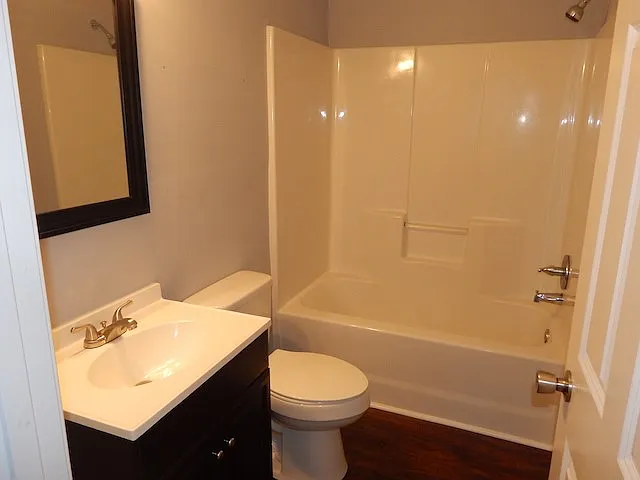 104 Leah Dr — Photo 5