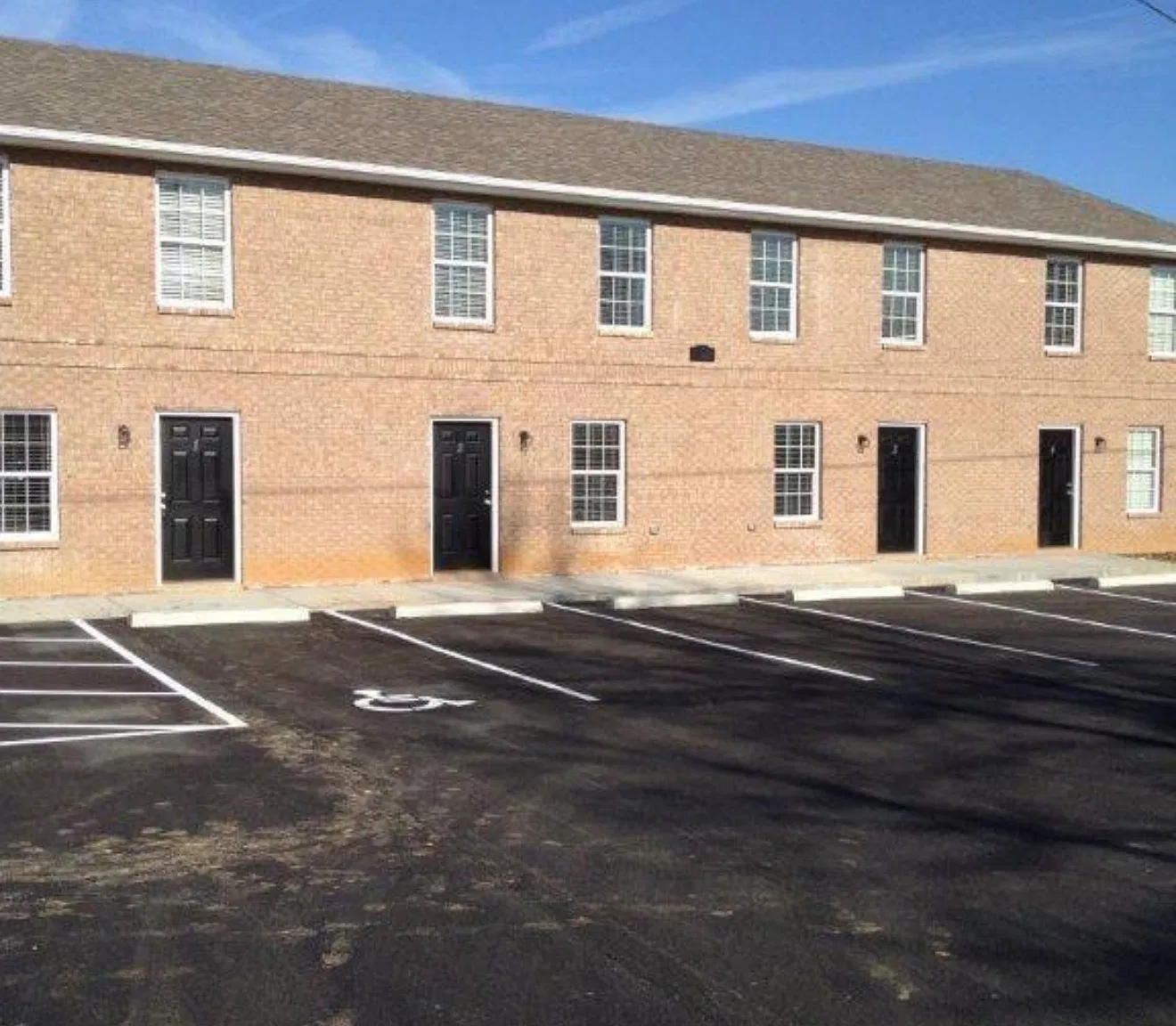 3 bed, 1250 sqft, $1,250 — Photo 2