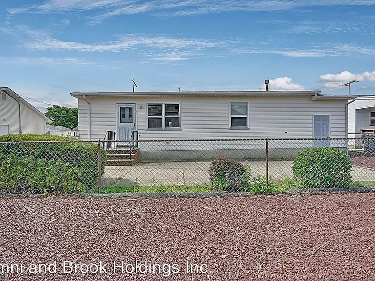 3446 Bergen Ave — Photo 11