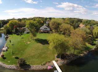 1708 Candlewick Dr SW, Poplar Grove, IL 61065