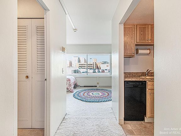 4th image of 555 E William St APT 5E
