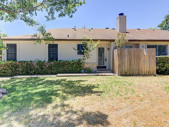 2nd image of 11728 Norwegian Wood Dr
