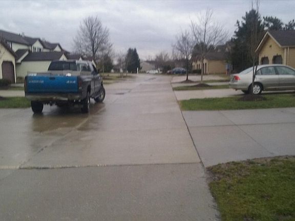 4th image of 4757 Ledgewood Dr Unit 2B