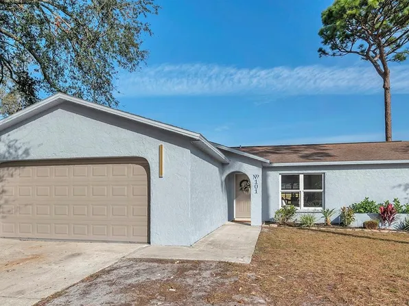 101 Hillcrest Dr, Safety Harbor, FL 34695
