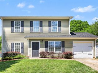 2540 Elmin St, Charlotte, NC 28208