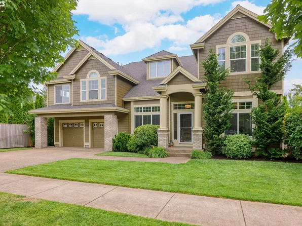 23750 SW Heron Lakes Dr, Sherwood, OR 97140