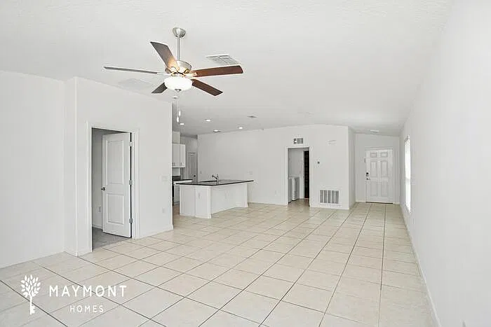 4 bed, 2.0 bath, 1817 sqft, $2,475 — Photo 4