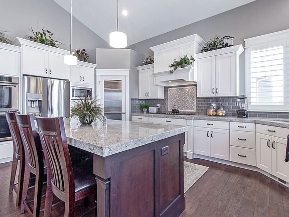 5th image of 3336 W Castle Valley Dr
