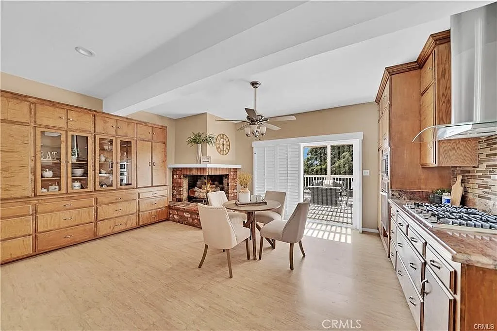3 bed, 1870 sqft, $4,995 — Photo 4
