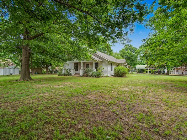 1405 N 40th St, Springdale, AR 72762