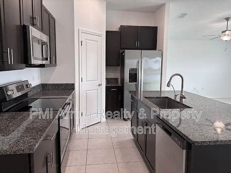 5487 Blue Azure Dr — Photo 5