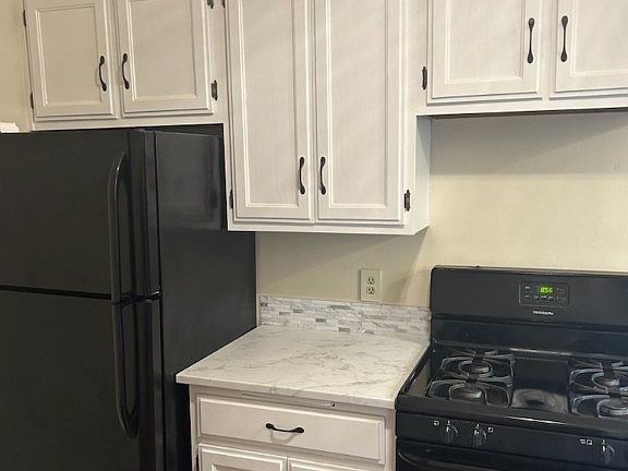 3rd image of 8414 Whittington Dr