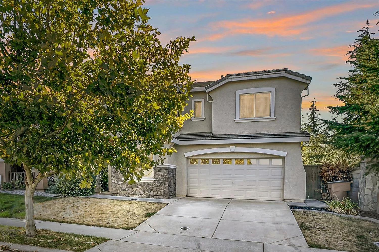 2853 Lindbergh Ln photo 1
