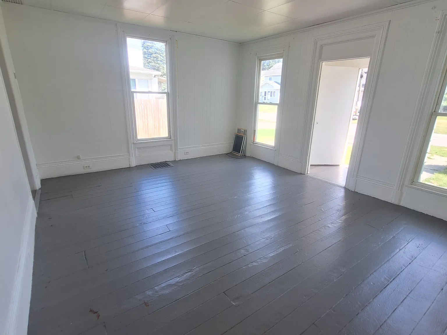 1 bed, 900 sqft, $800 — Photo 3