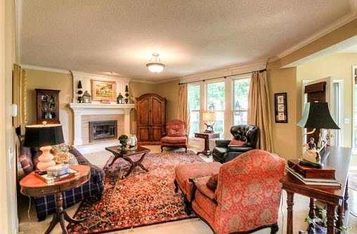 5th image of 13739 Cody St