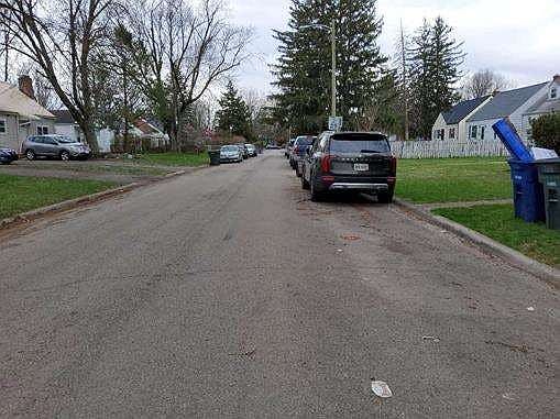 4th image of 765 Elizabeth Ave