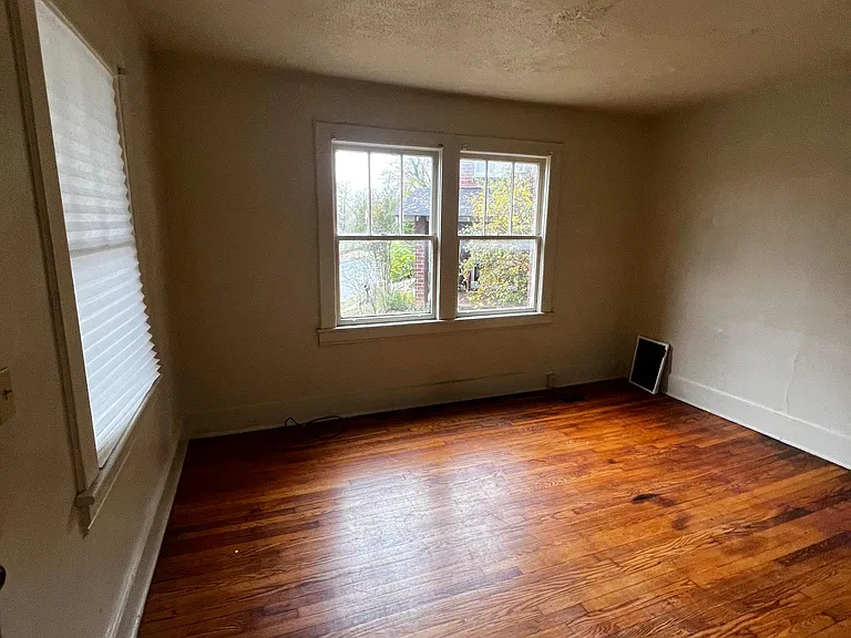 821 Ferdinand Ave SW #2 — Photo 17