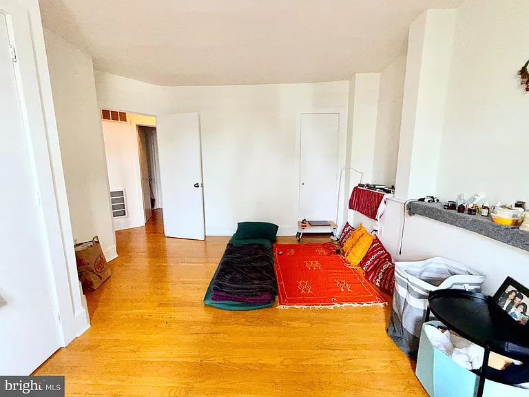 2114 Pine St #3F — Photo 11