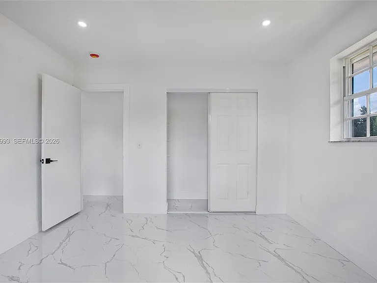 W 72nd Pl — Photo 7