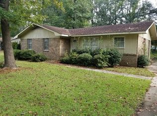 1812 Crenshaw Dr, Dothan, AL 36301