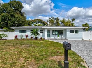 2641 Martin St, Sarasota, FL 34237