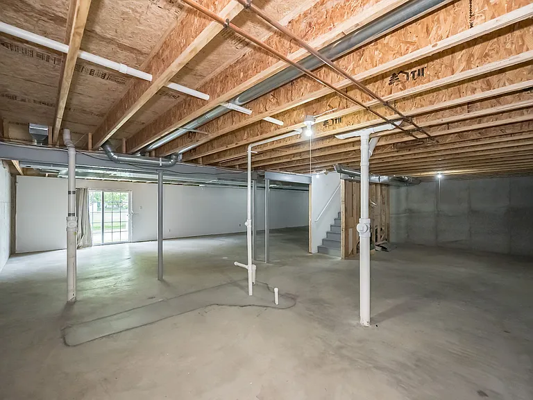 1111 Landing Place Dr — Photo 36