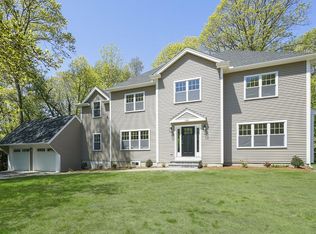 144 Grove St, Lexington, MA 02420