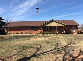 10033 170th St, Lindsay, OK 73052