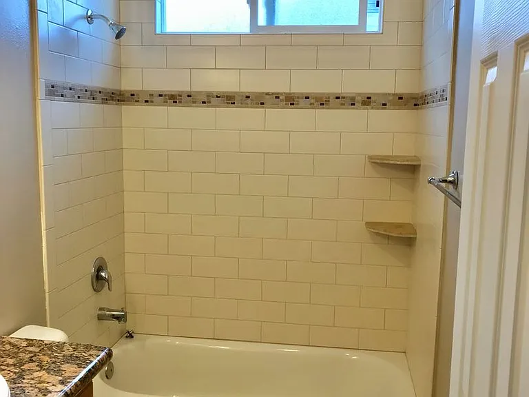 3686 3rd Ave #8 — Photo 29