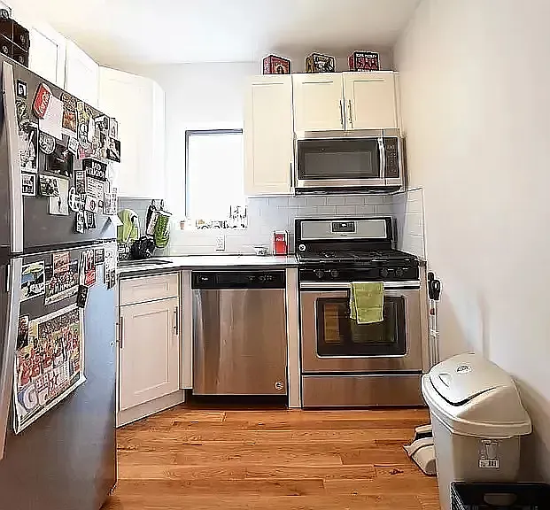 220 Vernon Ave #4B — Photo 9
