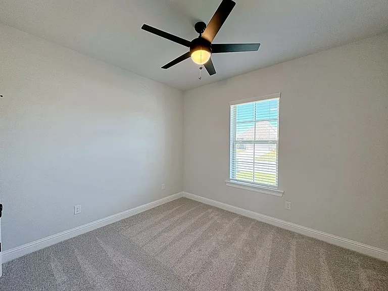 722 Bellegrove Square Ave — Photo 25