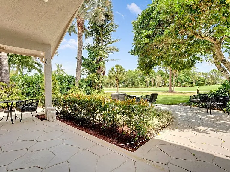 13810 Crosspointe Ct — Photo 22
