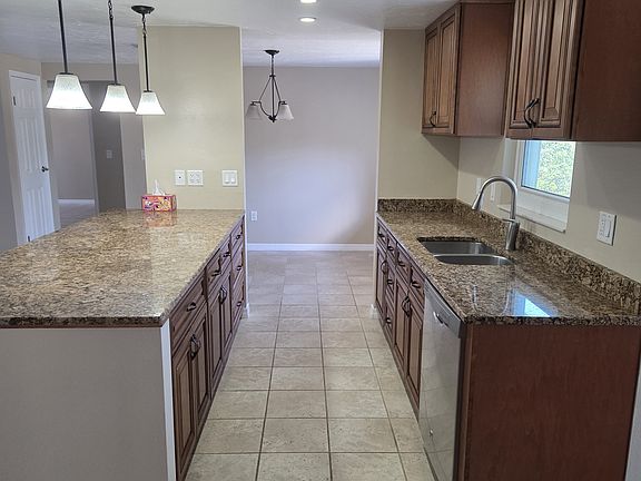 5th image of 3405 60th St W